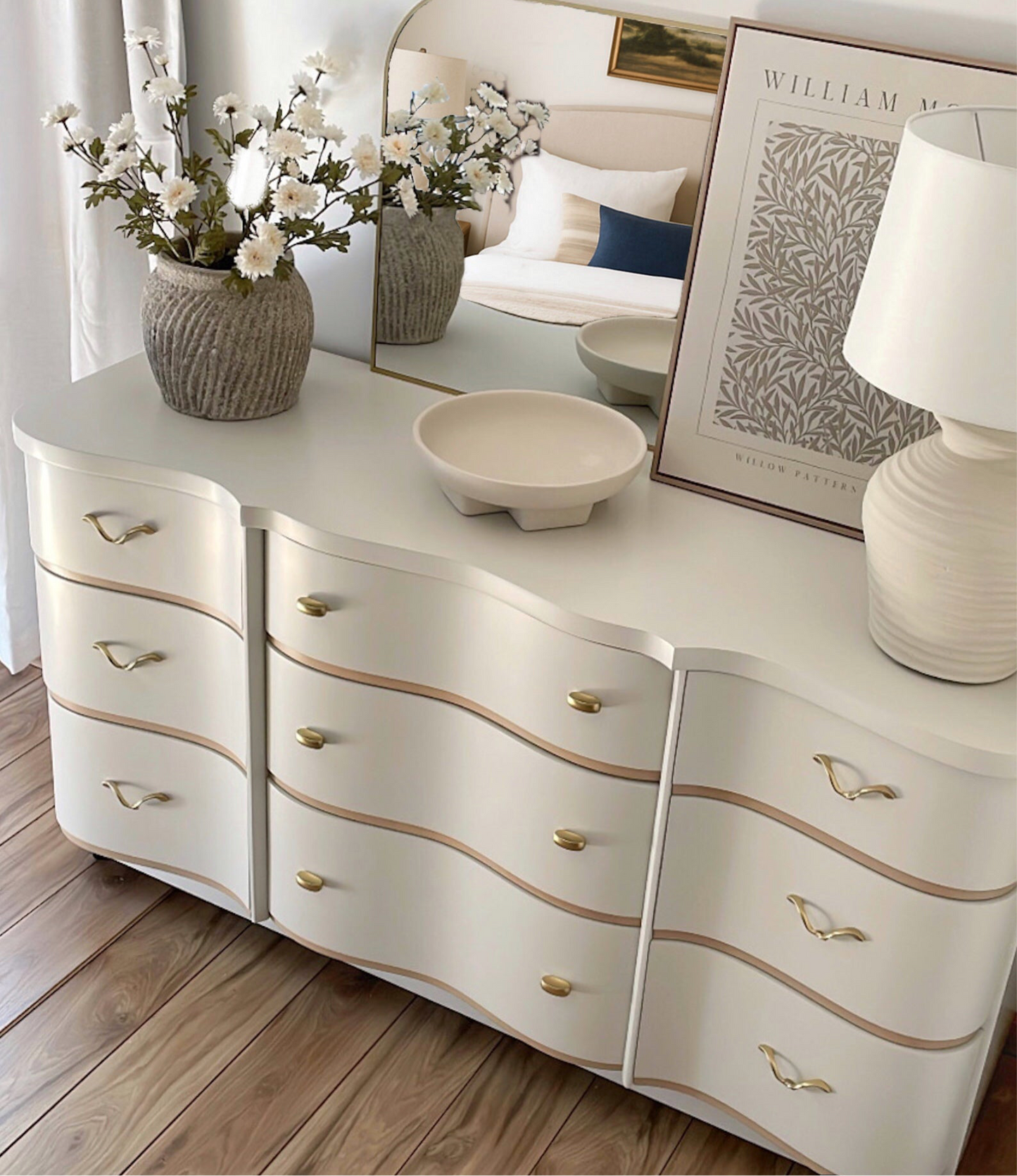 Stunning 1957 Vintage Dresser Set –Serpentine Style Shipping Included