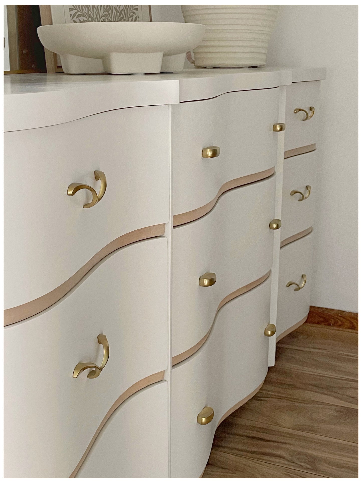Stunning 1957 Vintage Dresser Set –Serpentine Style Shipping Included