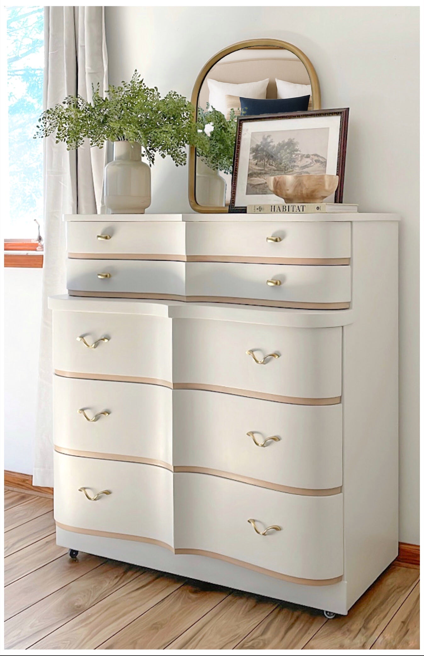 Stunning 1957 Vintage Dresser Set –Serpentine Style Shipping Included