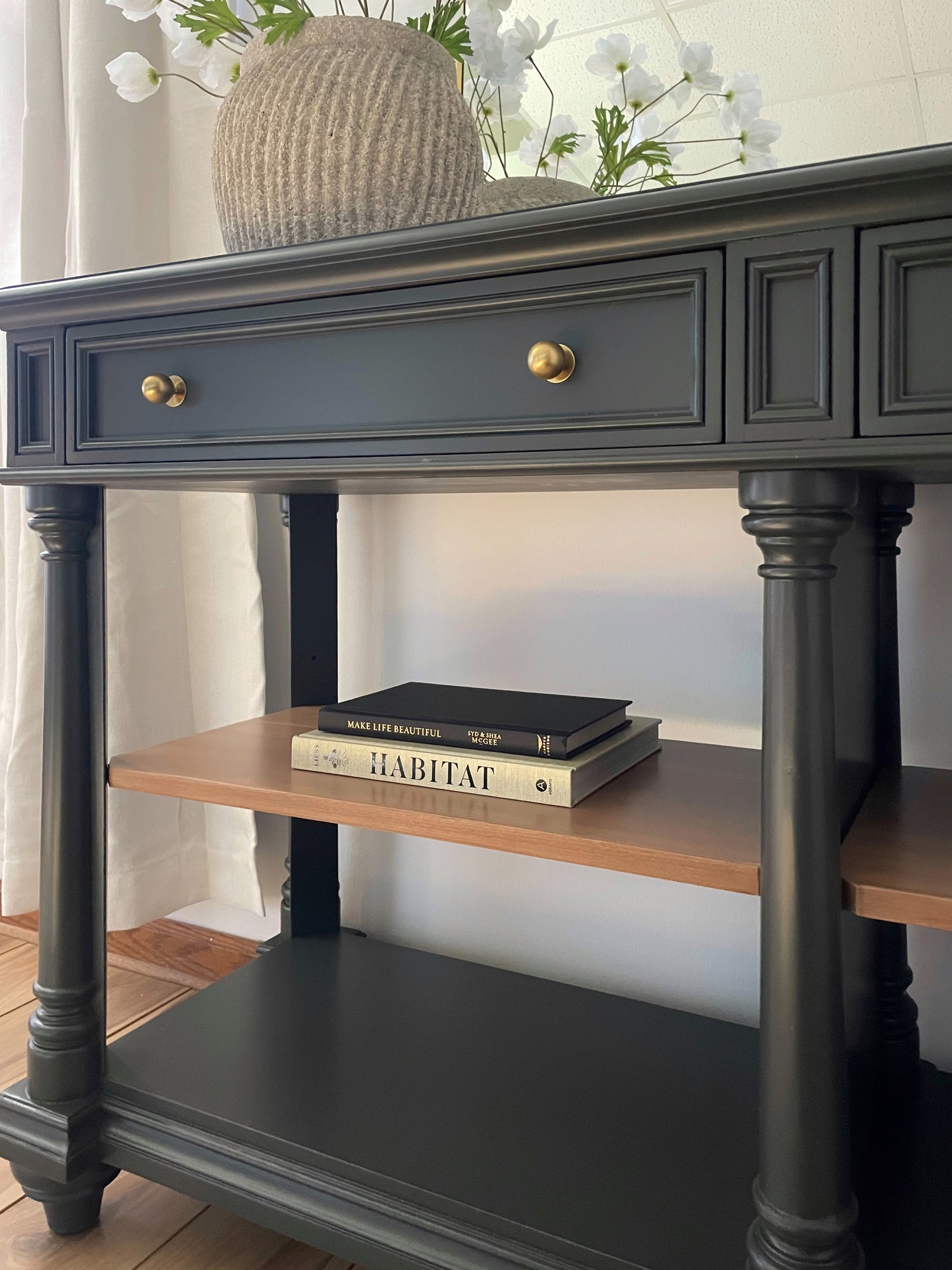 Elegant Black Console Table – Shenandoah Valley Furniture Free Shipping