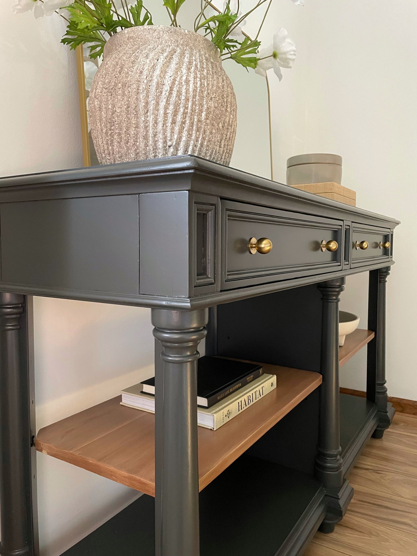 Elegant Black Console Table – Shenandoah Valley Furniture Free Shipping