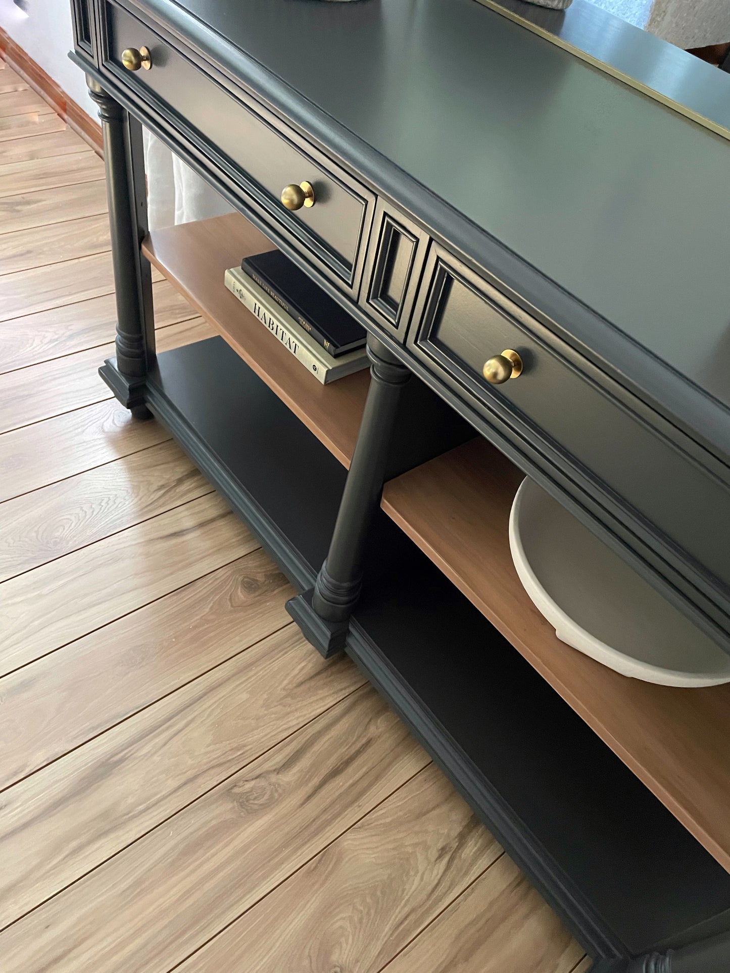 Elegant Black Console Table – Shenandoah Valley Furniture Free Shipping